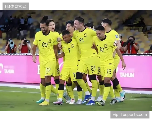 约旦队凭借快速反击冲击对手防线，边路球员的单兵突破能力是得分关键
